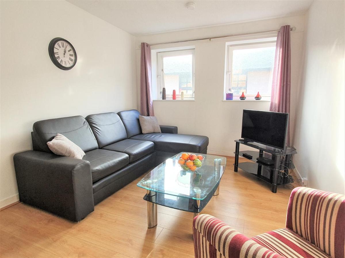Modern One Bedroom Apt - City Centre & Freeparking Глазго Экстерьер фото